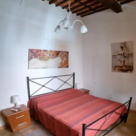 Ferienwohnung Onda Blu - Bilocale Con Aria Condizionata A Due Passi Dal Castello E Dal Torrione E Rivellino Piombino Exterior foto